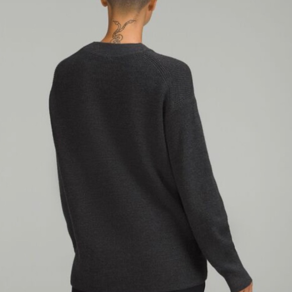 Lululemon Merino Wool  Heather Gray Ribbed Crewneck Sweater Women’s Size 6 - Picture 2 of 11